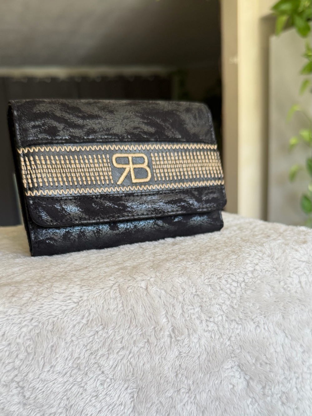 Vintage Renato Balestra Trifold Wallet Black Metallic Shimmer Logo Organizer